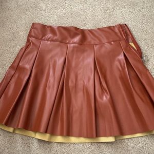 Fake leather skirt